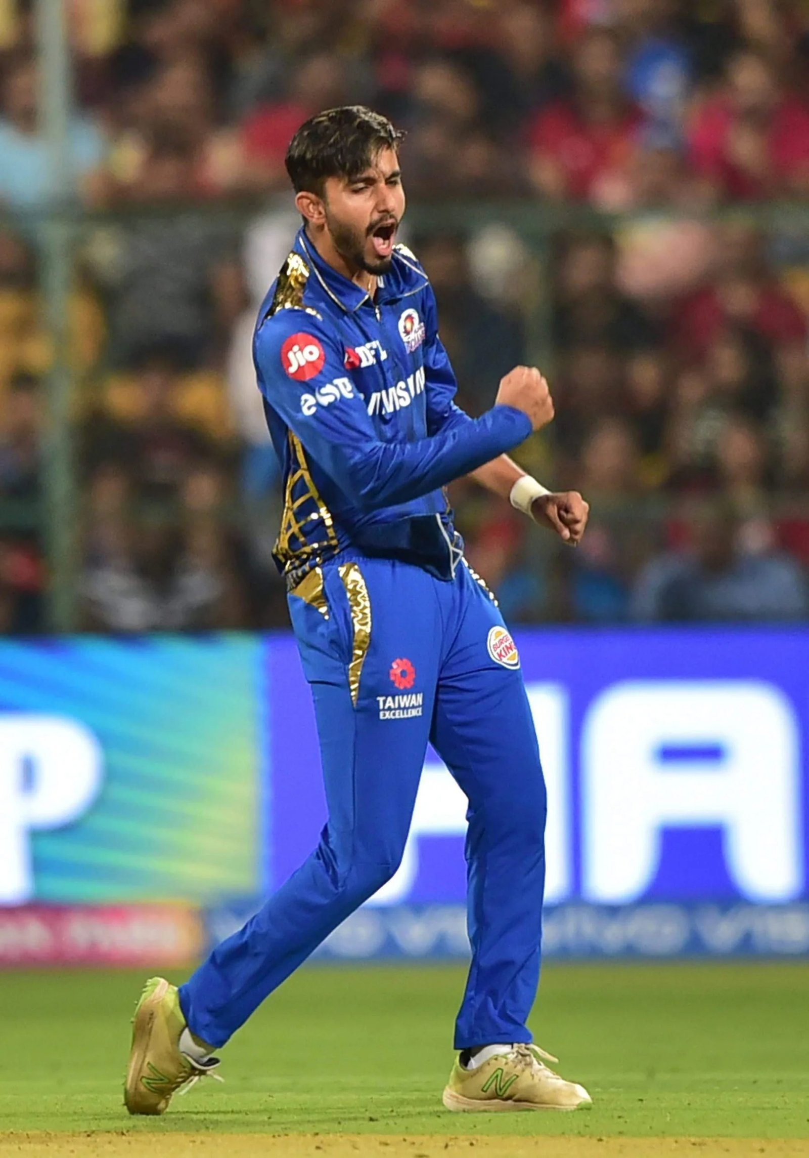 IPL 2026 Auction Trade Update: Sanju Samson–Jadeja Moves Stun Fans